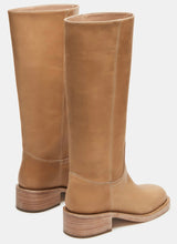 Load image into Gallery viewer, RIGGS BANANA LEATHER BOOTS