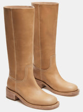 Load image into Gallery viewer, RIGGS BANANA LEATHER BOOTS