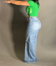 Load image into Gallery viewer, BRENDAN JEANS
