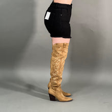 Load image into Gallery viewer, ANDREA SHORT
