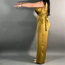 Load image into Gallery viewer, Professional girl jumpsuit
