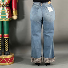 Load image into Gallery viewer, CLASSY CHEETAH JEANS
