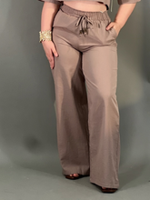 Load image into Gallery viewer, Alady pants
