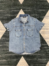 Load image into Gallery viewer, HUDAH SHIRT
