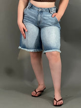 Load image into Gallery viewer, Roberto boy shorts
