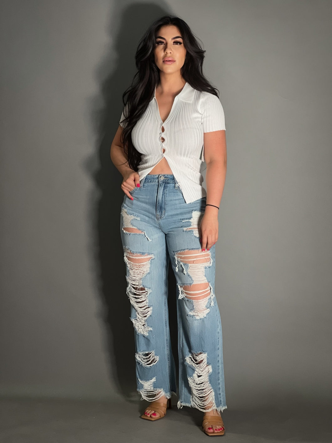 WHITE DAY TOP