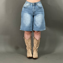 Load image into Gallery viewer, Holland boy short
