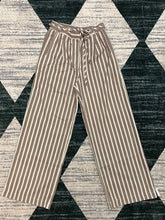 Load image into Gallery viewer, COTTAGE PANTS
