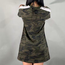 Load image into Gallery viewer, Terry dress
