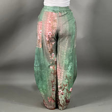 Load image into Gallery viewer, Antique pants
