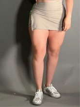 Load image into Gallery viewer, ROAMLEE SKORT
