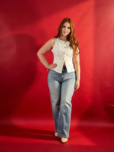 Load image into Gallery viewer, Aurelia vest
