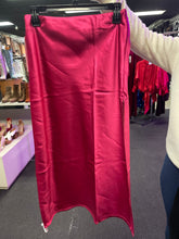 Load image into Gallery viewer, OLVIDO SKIRT

