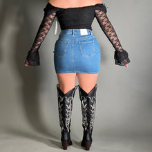 Load image into Gallery viewer, EILIANA BODYSUIT
