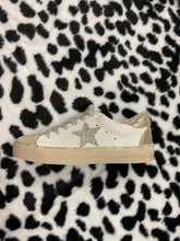 Load image into Gallery viewer, GABY SHOES
