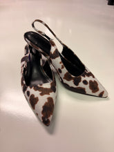 Load image into Gallery viewer, Call me heels
