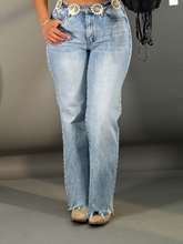 Load image into Gallery viewer, VAQUERA JEANS
