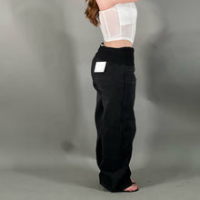 Load image into Gallery viewer, SIMPLY CHIC TOP
