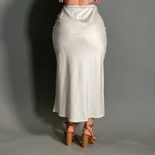Load image into Gallery viewer, LENYNN SKIRT

