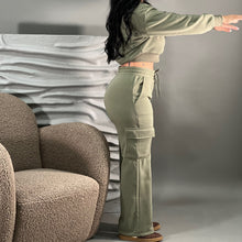 Load image into Gallery viewer, CARGO SWEATPANTS
