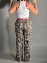 Load image into Gallery viewer, TRENDY PANTS
