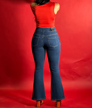 Load image into Gallery viewer, Captain jeans
