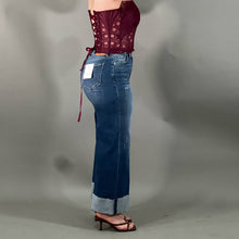 Load image into Gallery viewer, BELLA LACE CORSET
