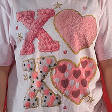 Load image into Gallery viewer, Xo tee
