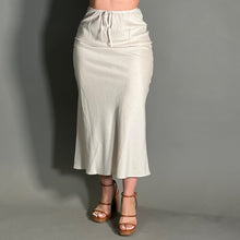 Load image into Gallery viewer, LENYNN SKIRT
